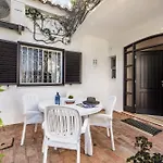Villa Mng Elliott72