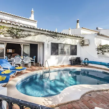 Mng Elliott72 Вилла