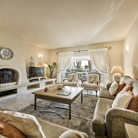 Mng Elliott72 Вилла